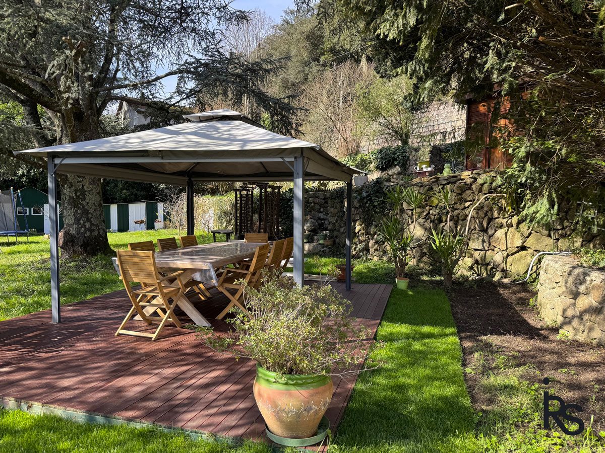 Maison à vendre, 250m², Vals-les-Bains