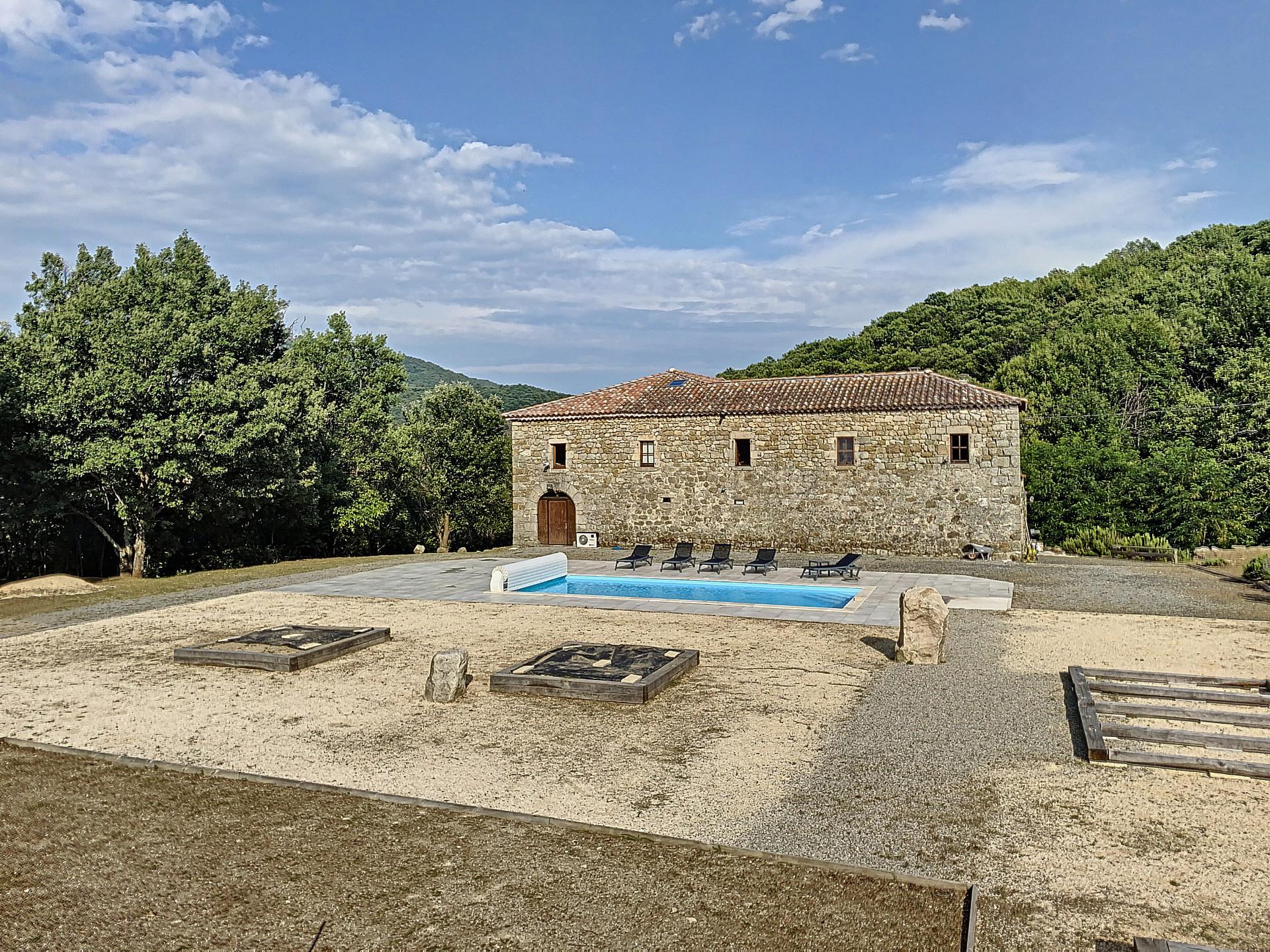 Maison à vendre, 260m², Valgorge