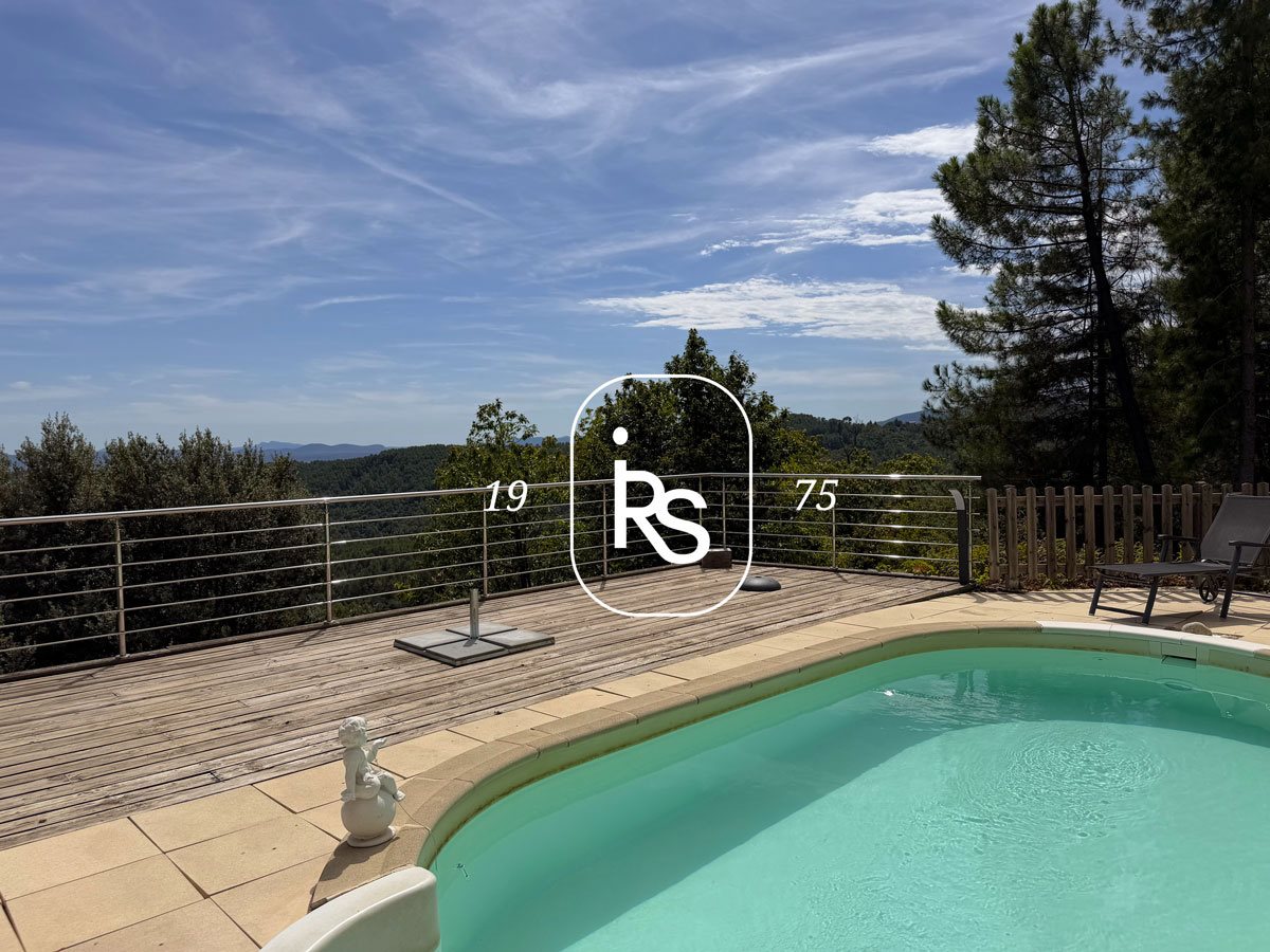 Maison à vendre, 123m², Saint-André-Lachamp