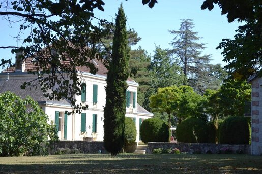 Maison 17 pièces 553 m² · à Fleurance · 553 m² · 599 000 €