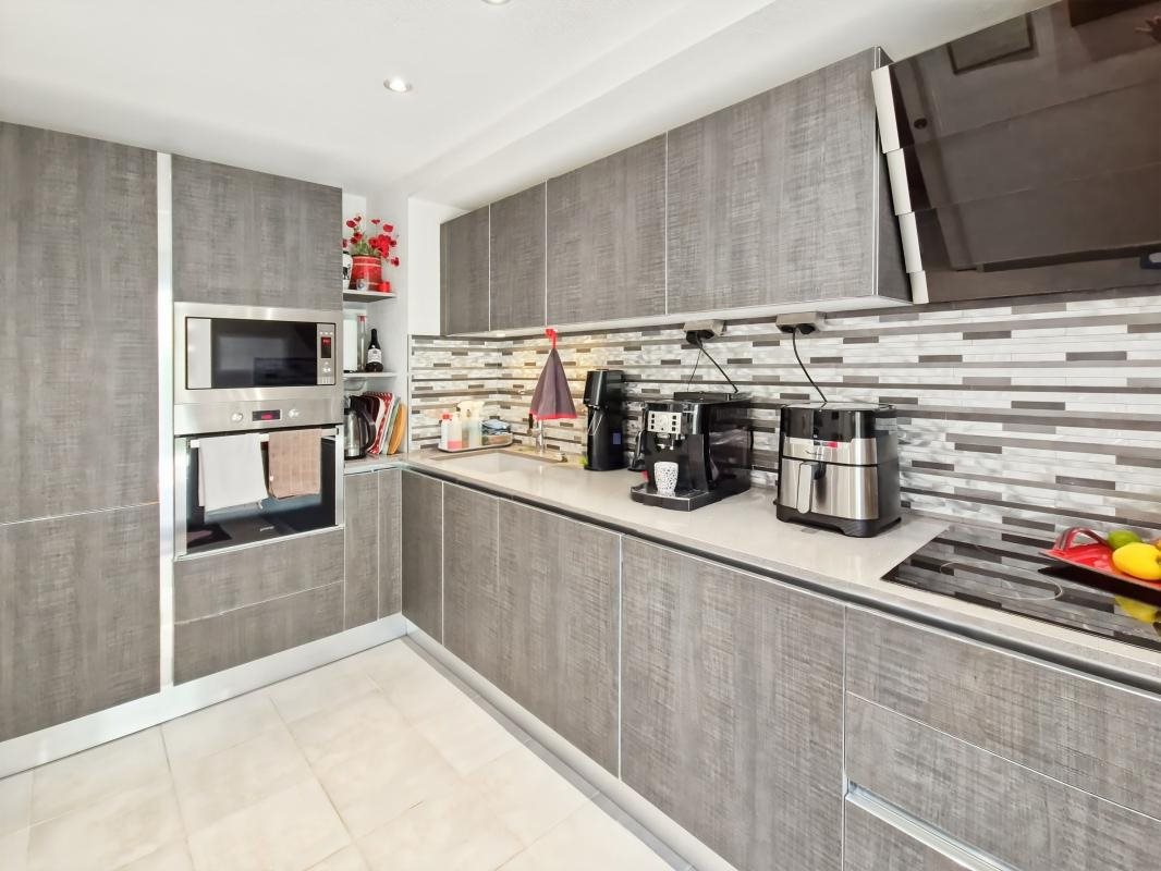 Appartement à vendre, 67m², Fréjus