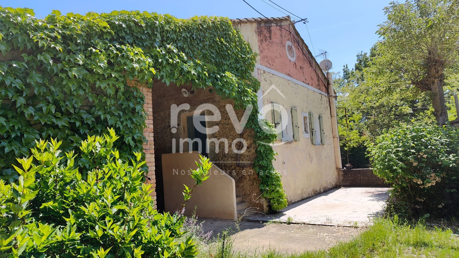 Maison à vendre, 400m², Puyméras