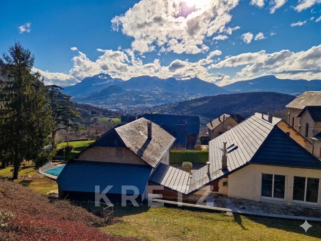 Maison à vendre, 240m², Verel-Pragondran