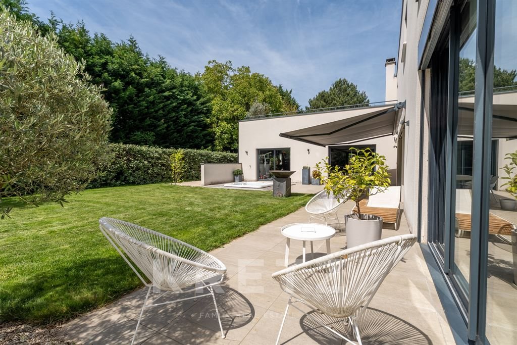 Maison à vendre, 311m², Saint-Just-Saint-Rambert