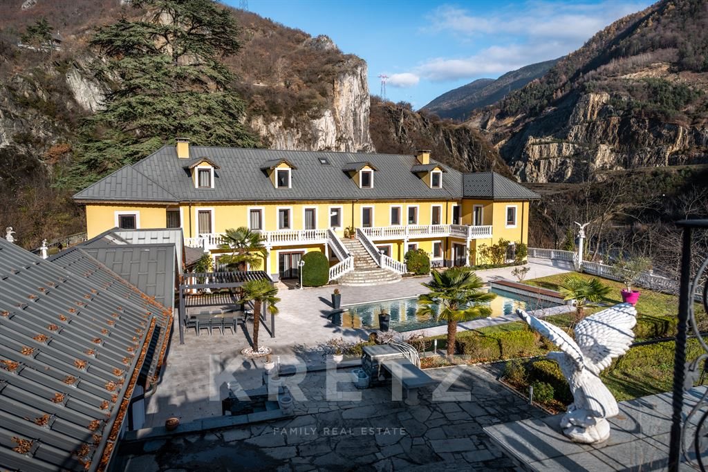 Maison à vendre, 800m², Moûtiers