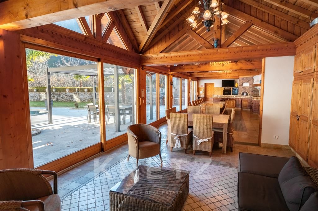 Maison à vendre, 800m², Moûtiers
