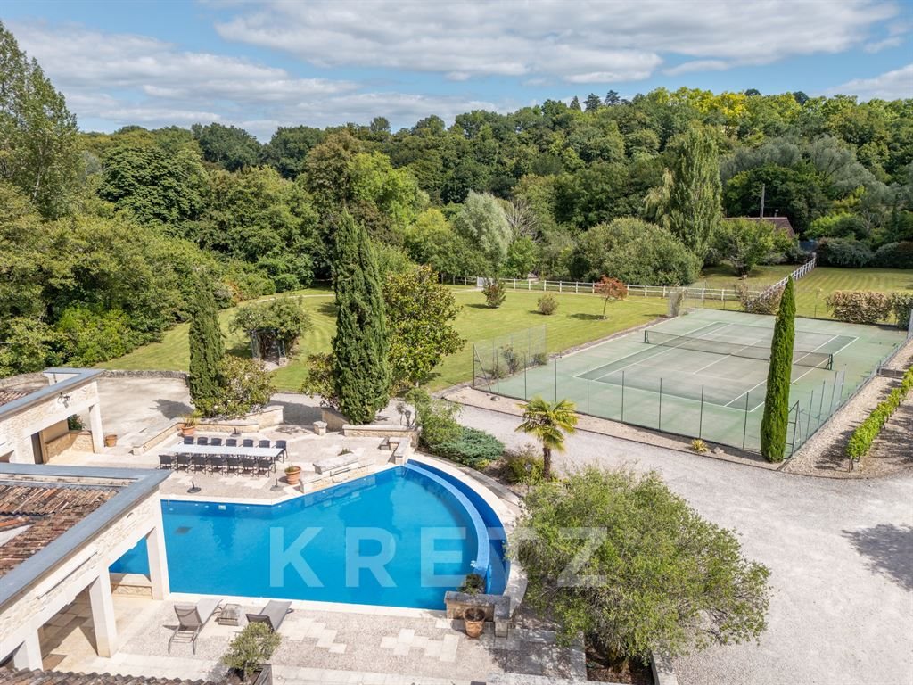 Maison à vendre, 283m², Carignan-de-Bordeaux