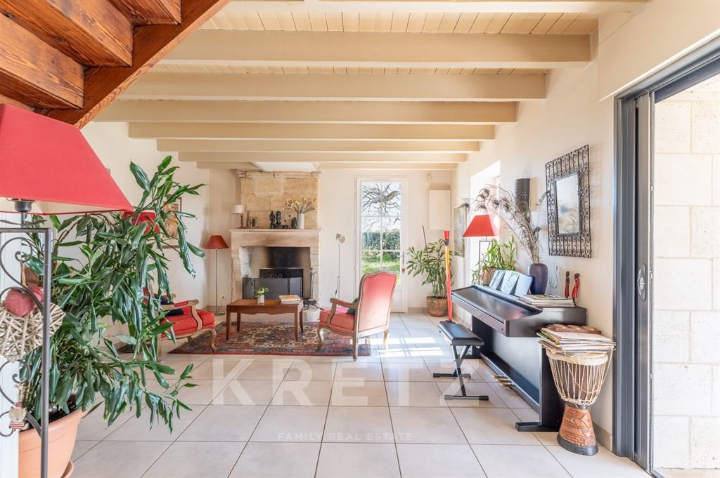 Maison à vendre, 240m², Saint-Émilion