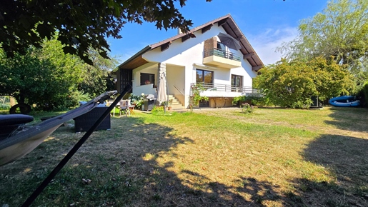 Maison 10 pièces 239 m² · à Chens-sur-Léman · 239 m² · 829 000 €