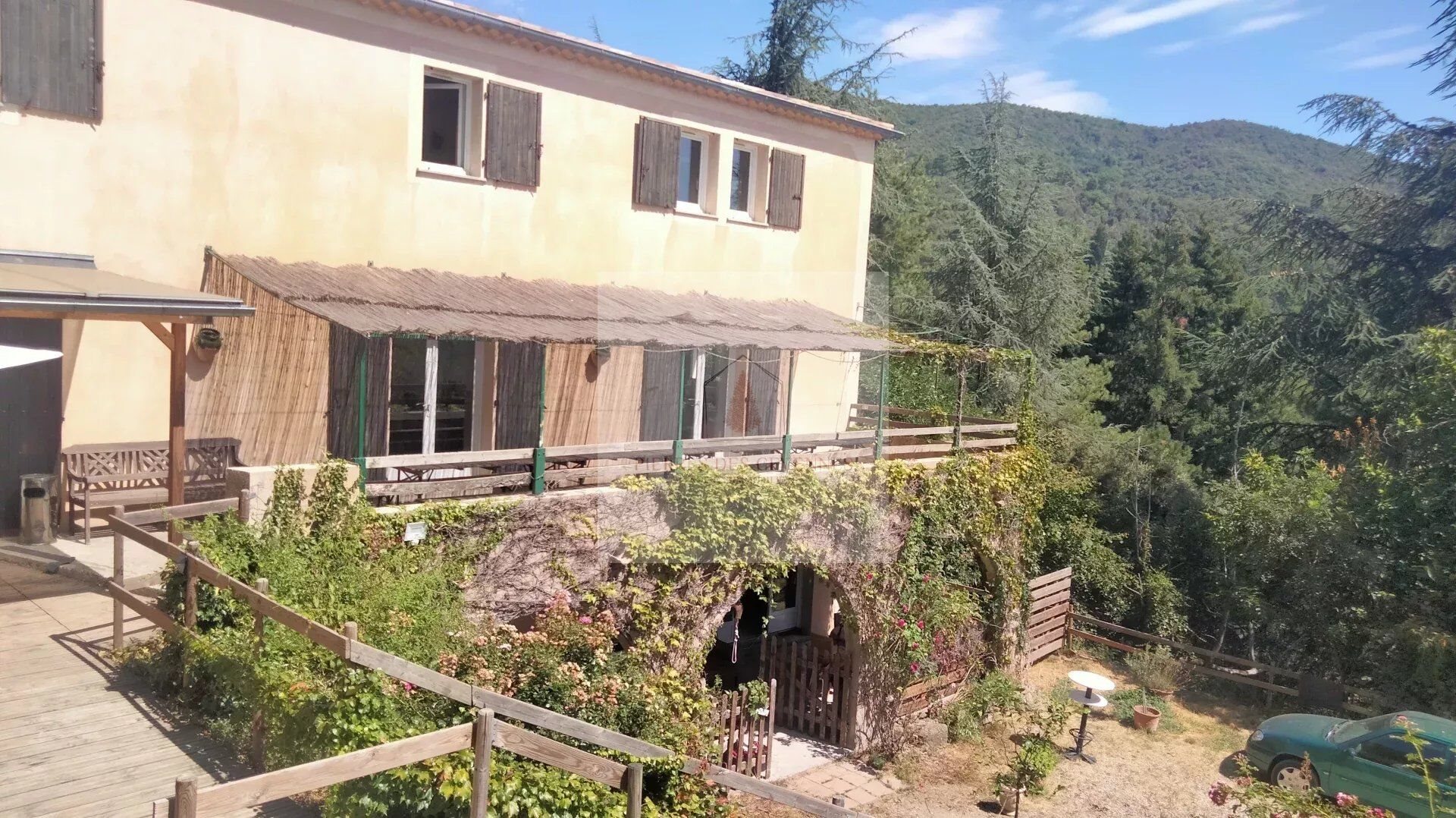 Maison à vendre, 400m², Soudorgues