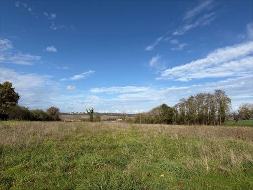 Terrain 50 m² · à Frontenac · 50 m² · 155 630 €
