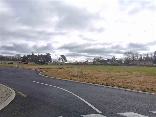 Terrain 60 m² · à Mios · 60 m² · 270 000 €