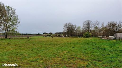 Terrain 50 m² · à Béguey · 50 m² · 165 121 €