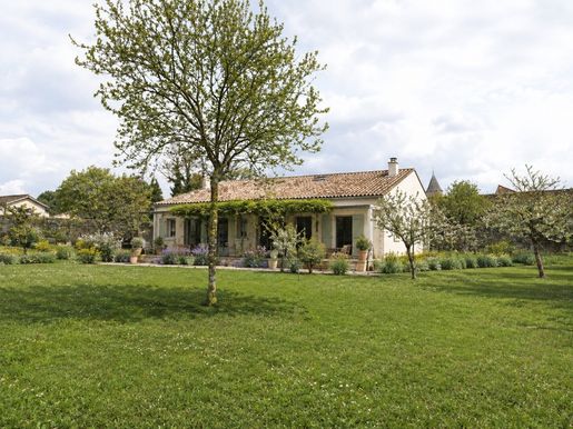 Terrain 84 m² · à Saint-Pierre-d'Aurillac · 84 m² · 201 600 €