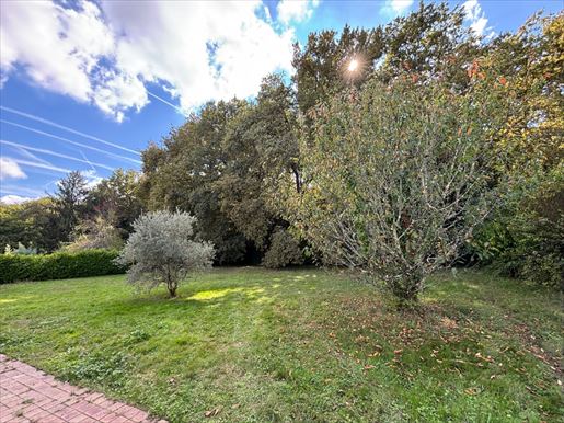 Terrain 80 m² · à Lignan-de-Bordeaux · 80 m² · 269 216 €