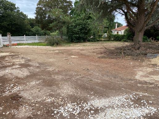 Maison 64 m² · à Echillais · 64 m² · 219 879 €