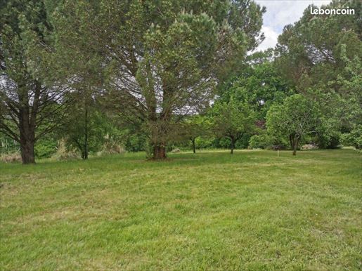 Terrain 85 m² · à Beychac-Et-Caillau · 85 m² · 261 861 €