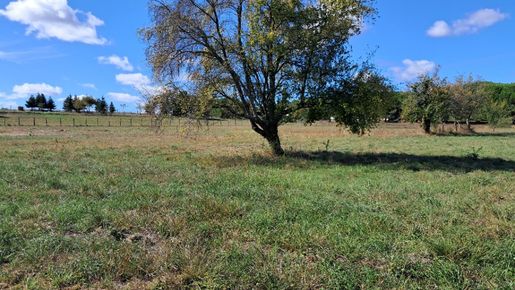 Terrain 49 m² · à Courpignac · 49 m² · 140 000 €