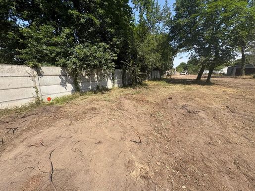 Terrain 85 m² · à Les Mathes · 85 m² · 275 000 €
