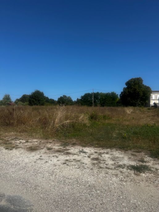 Terrain 80 m² · à Saint-Médard-de-Guizières · 80 m² · 190 000 €