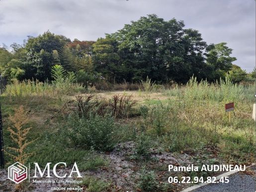 Terrain 50 m² · à Béguey · 50 m² · 165 121 €