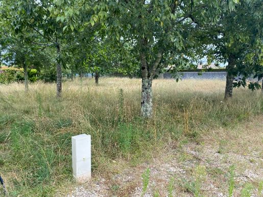 Terrain 80 m² · à Artigues-près-Bordeaux · 80 m² · 274 700 €