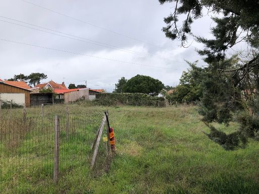 Terrain 50 m² · à Soulac-sur-Mer · 50 m² · 210 000 €