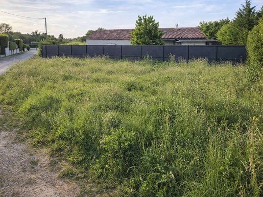 Terrain 70 m² · à Peujard · 70 m² · 178 000 €