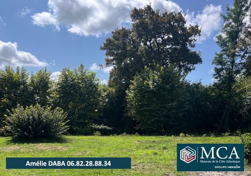 Maison 84 m² · à Josse · 84 m² · 285 000 €