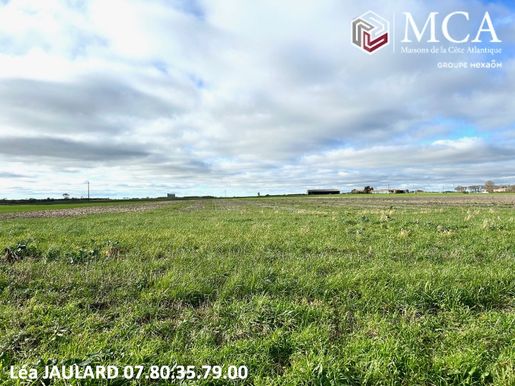 Maison 3 pièces 80 m² · à Angliers · 80 m² · 240 521 €
