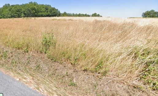 Terrain 80 m² · à Laruscade · 80 m² · 180 000 €