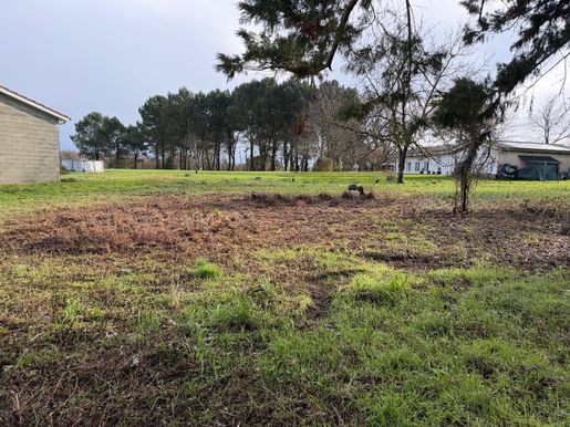 Terrain 80 m² · à Birac · 80 m² · 173 570 €