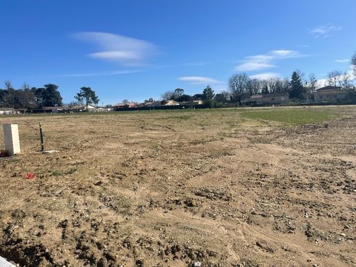 Terrain 80 m² · à Arbanats · 80 m² · 188 568 €