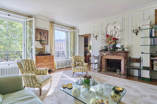 Appartement 7 pièces 238 m² · à Paris 6ème · 238 m² · 4 950 000 €