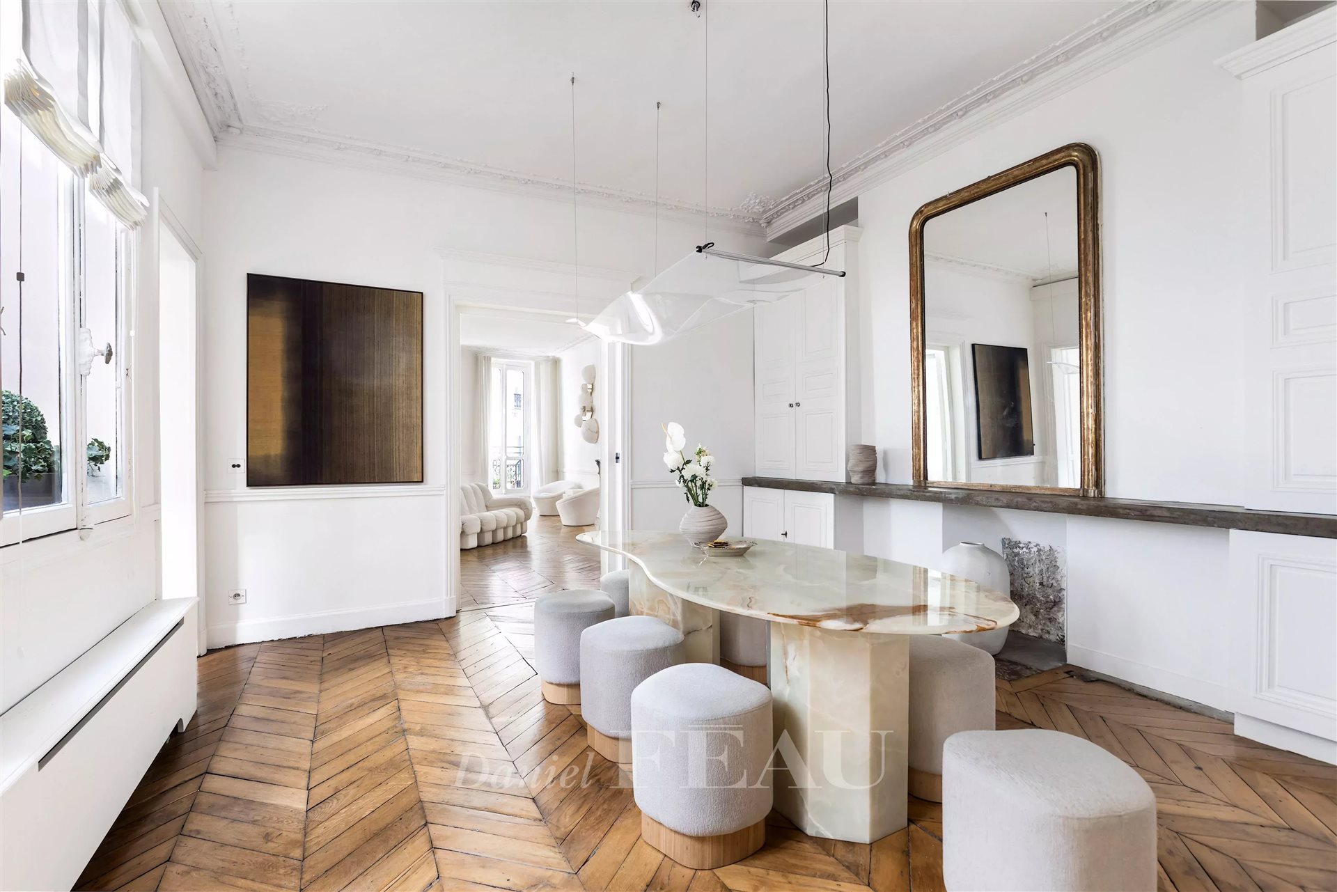 Paris 6th District – An elegant 2/3 bed apartment - Plus