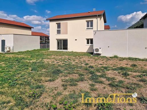 Maison 4 pièces 90 m² · à Cognin-les-Gorges · 90 m² · 275 000 €
