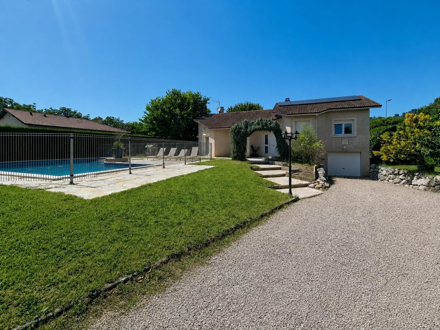 Maison à vendre, 113m², Chatte