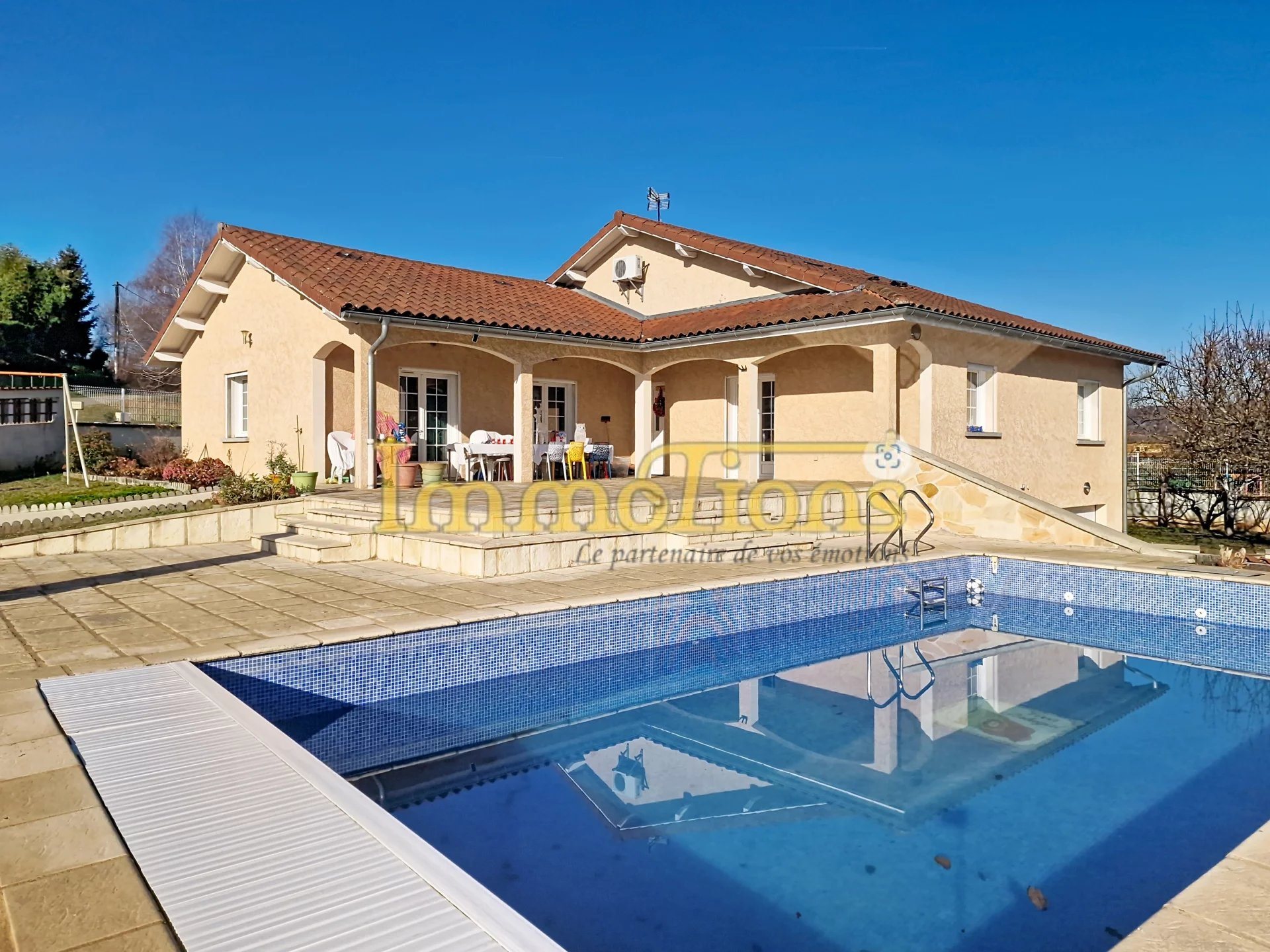 Maison à vendre, 200m², Chatte
