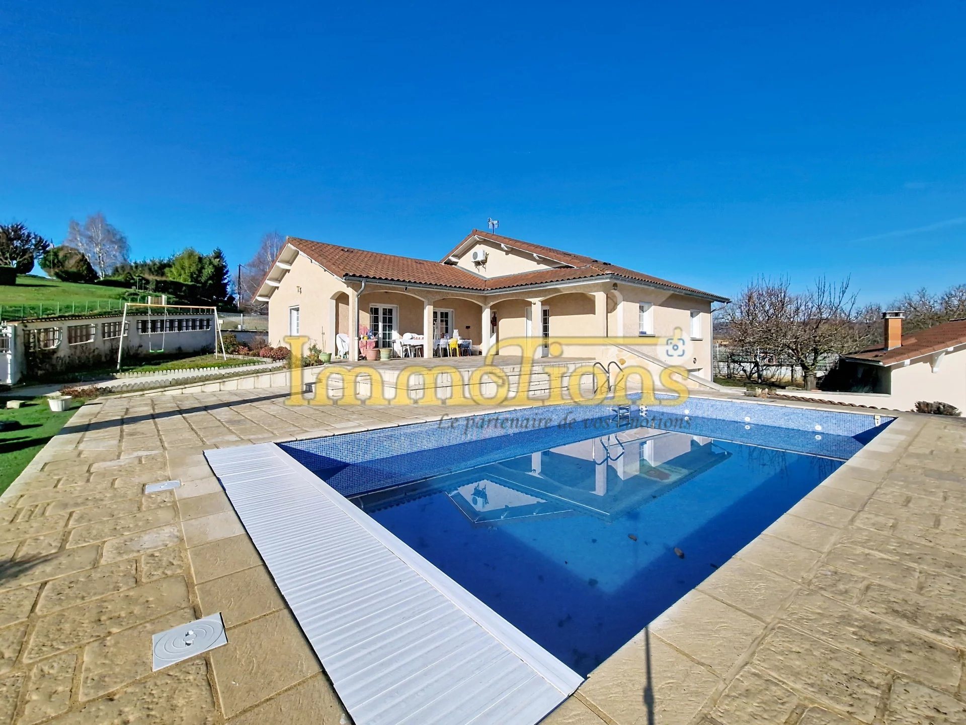 Maison à vendre, 200m², Chatte