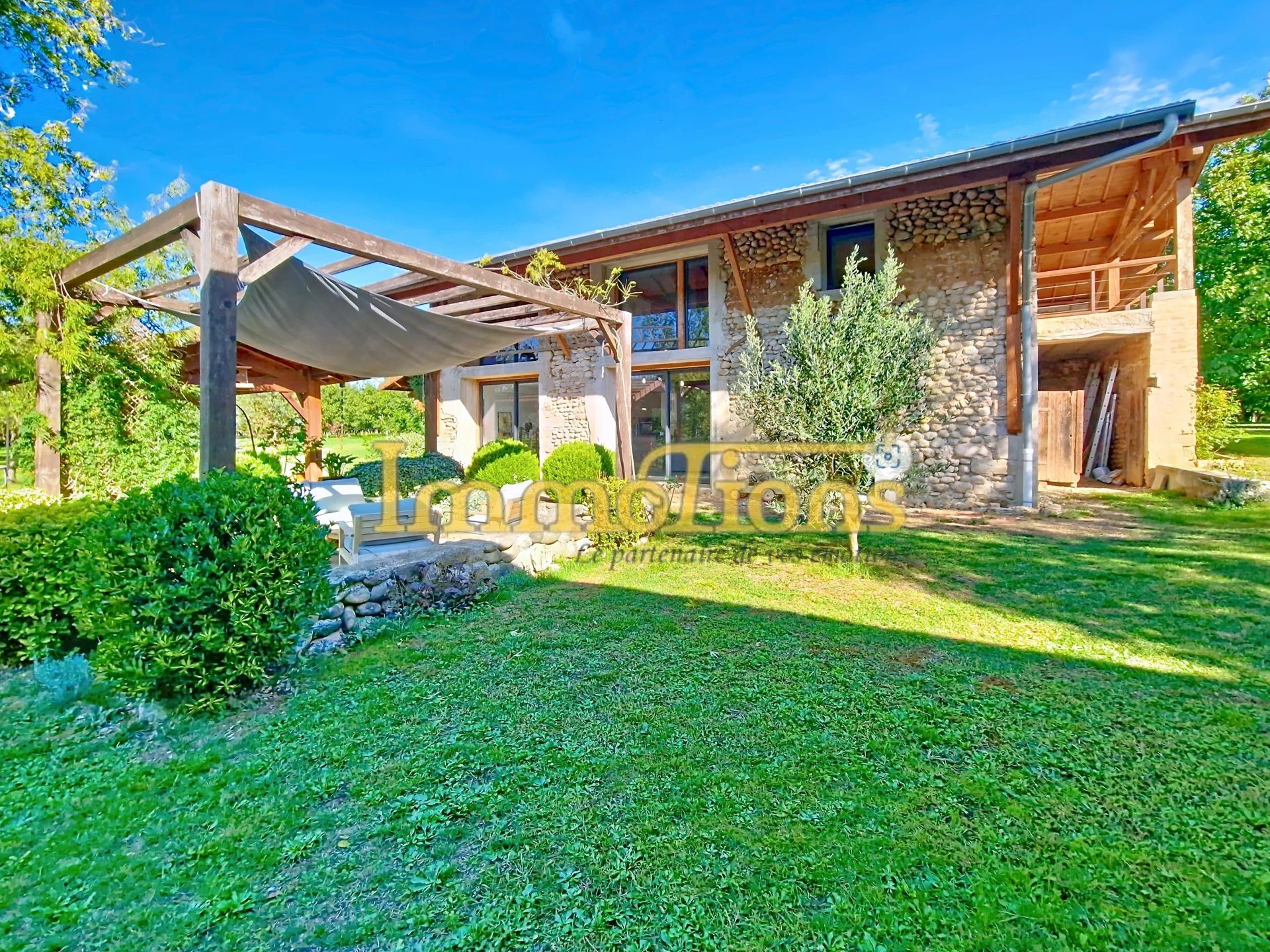 Maison à vendre, 217m², Saint-Hilaire-du-Rosier