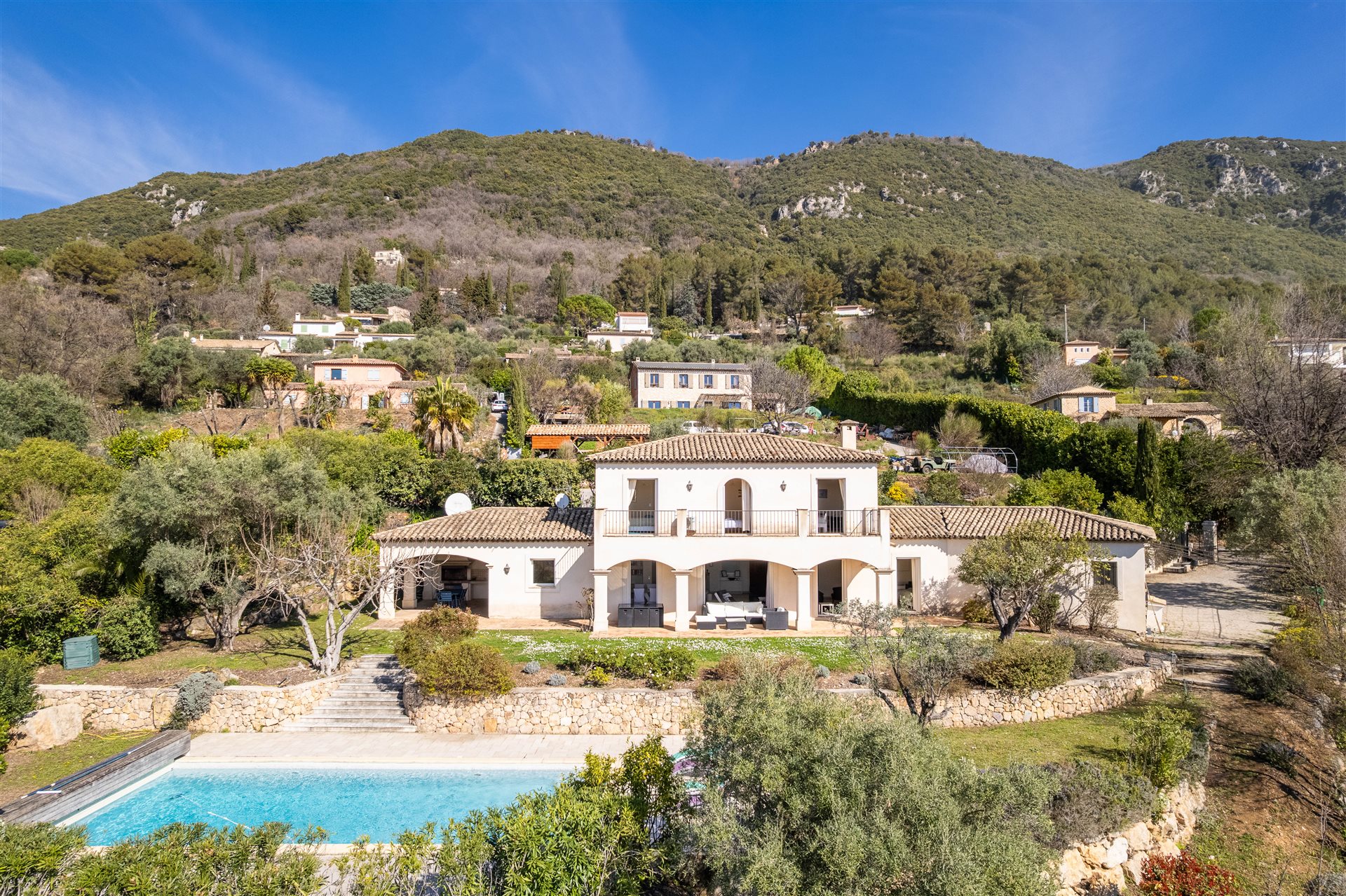 Maison à vendre, 210m², Tourrettes-sur-Loup