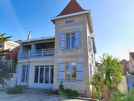 Maison 8 pièces 200 m² · à Soulac-sur-Mer · 200 m² · 2 050 000 €