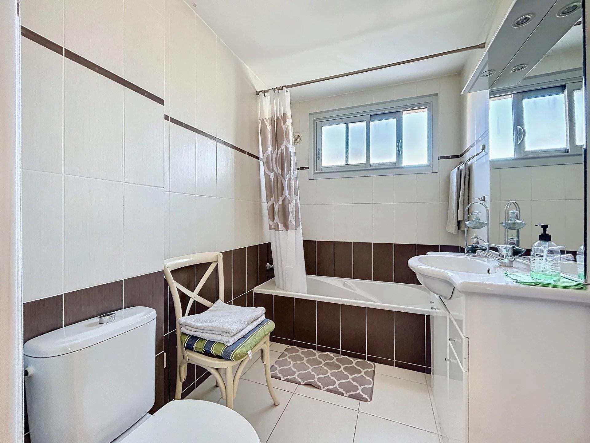 Appartement – Antibes, Juan-les-Pins - Vue 4
