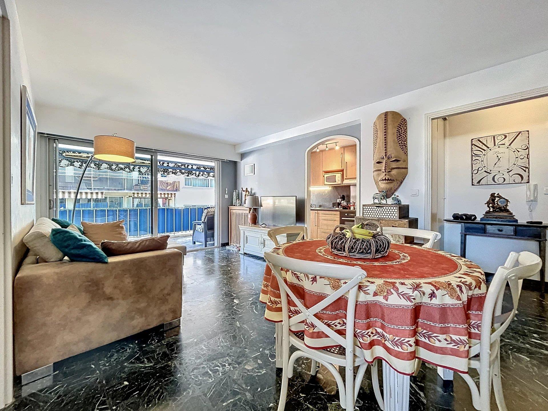 Appartement – Antibes, Juan-les-Pins - Plus