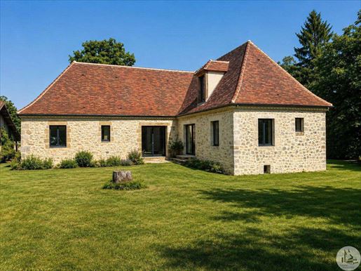 Maison 220 m² · à Castillonnès · 220 m² · 445 198 €