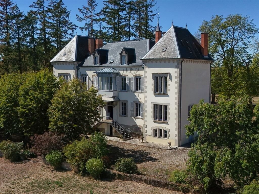 Maison à vendre, 300m², Saint-Pourçain-sur-Sioule