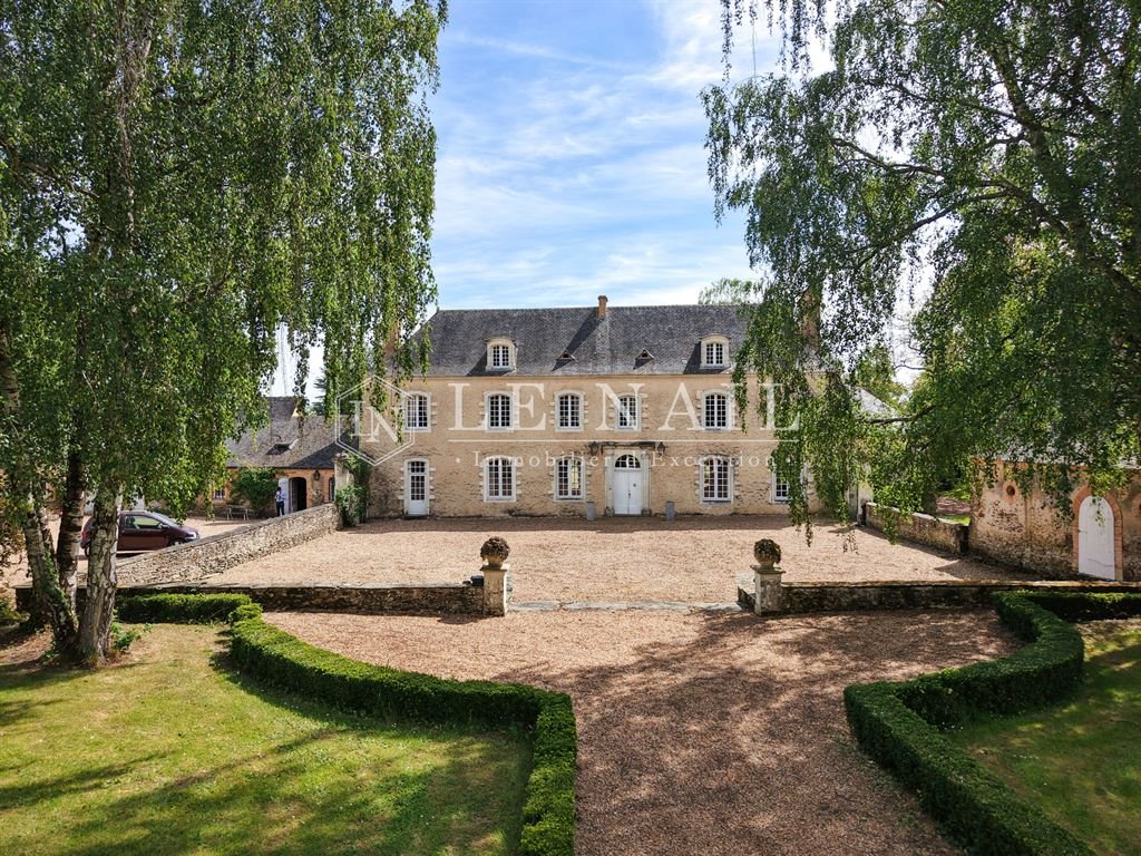 Maison à vendre, 420m², Le Lion-d'Angers