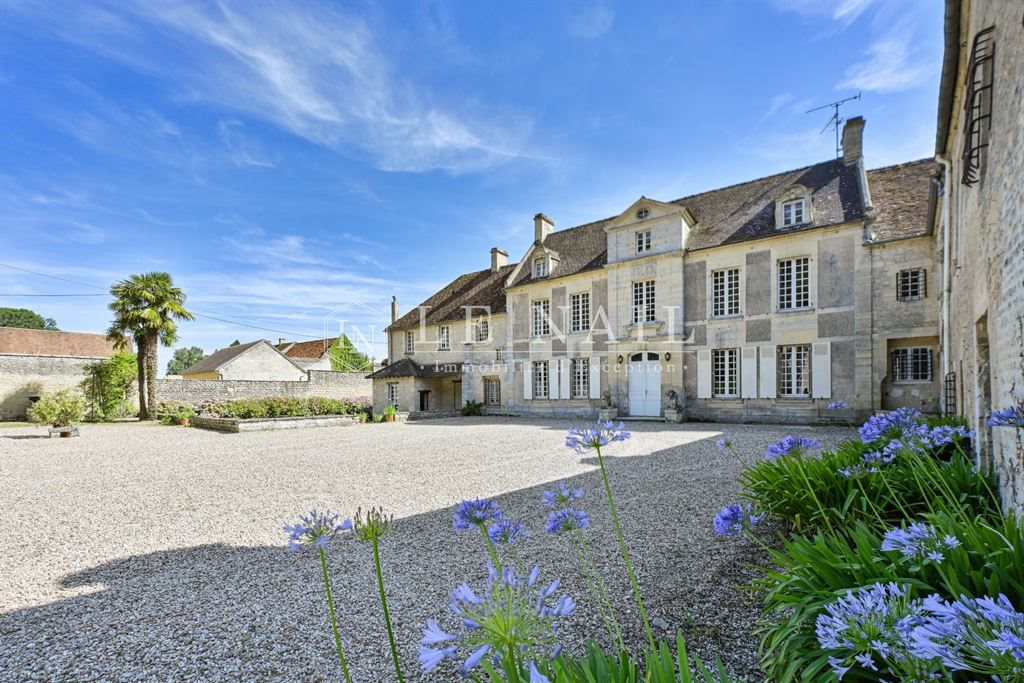 Maison à vendre, 533m², Caen