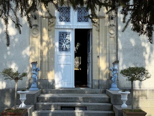 Maison 11 pièces 300 m² · à Mayenne · 300 m² · 450 000 €