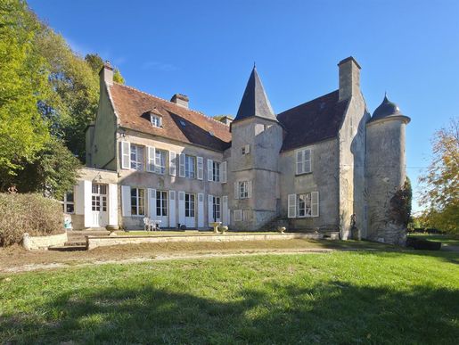 Maison 10 pièces 536 m² · à Argentan · 536 m² · 1 450 000 €